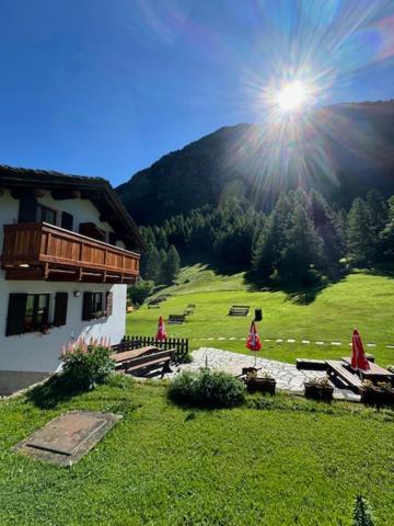 Hotel Miramonti Campodolcino Kültér fotó